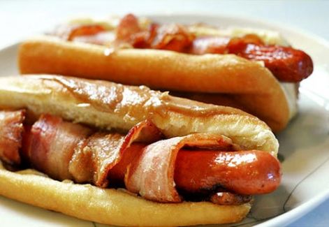 bacon-wrapped-hot-dog.jpg